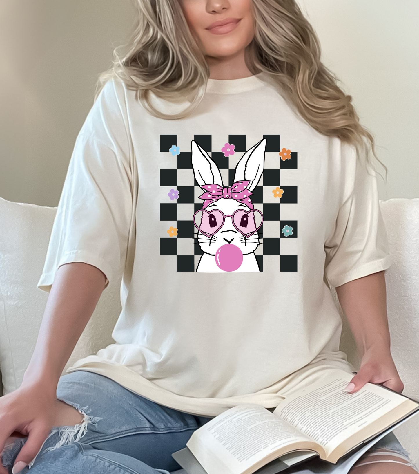 Easter- Checkered retro Bunny